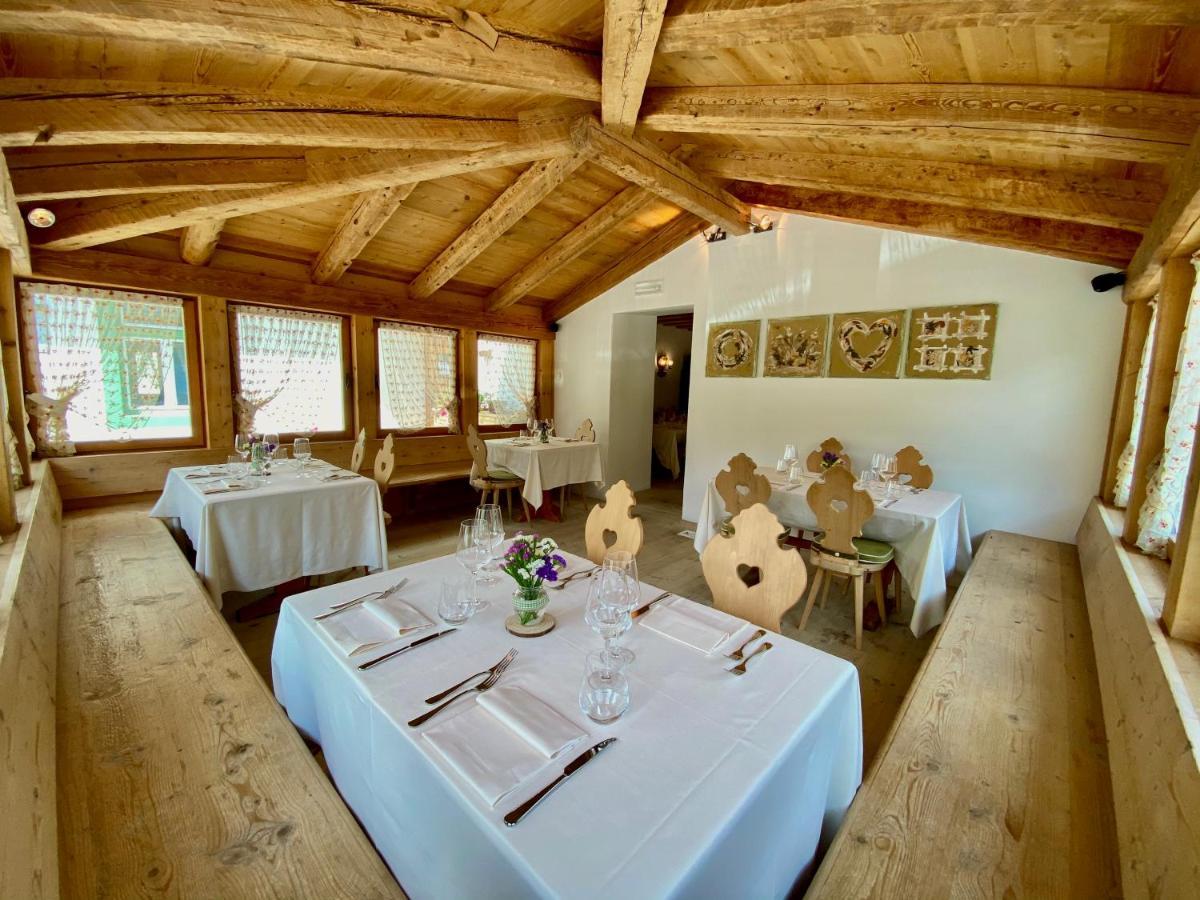 Готель Ristorante Rifugio Ospitale Кортіна-д'Ампеццо Екстер'єр фото