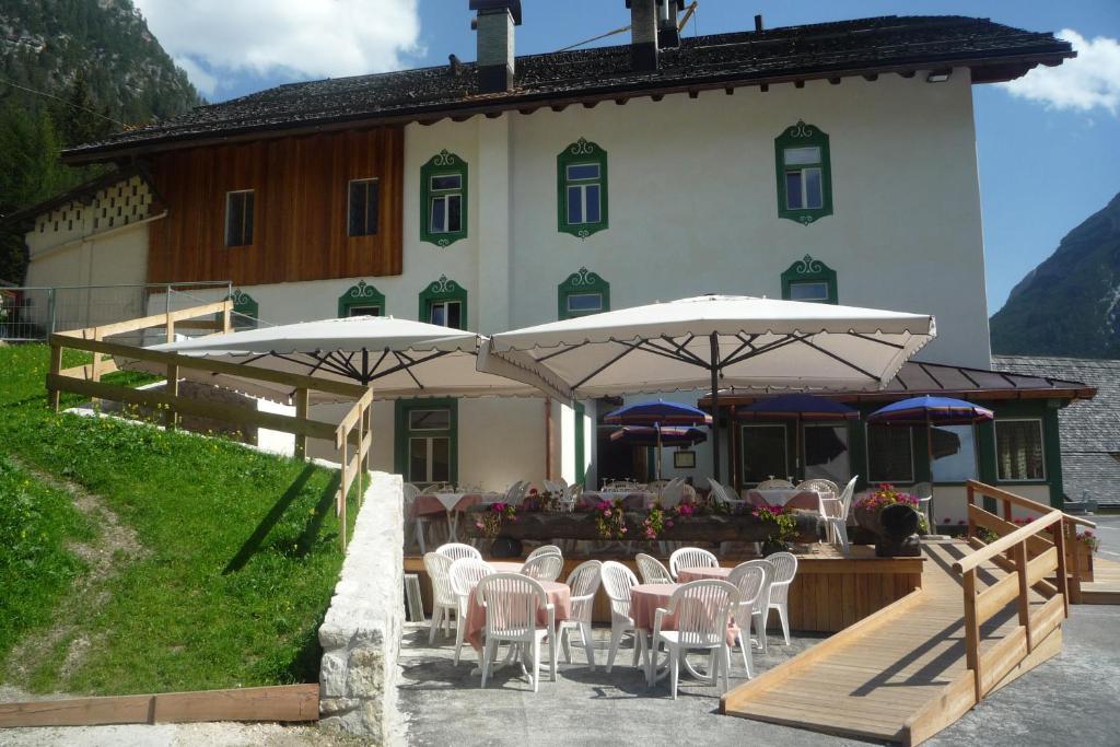 Готель Ristorante Rifugio Ospitale Кортіна-д'Ампеццо Екстер'єр фото